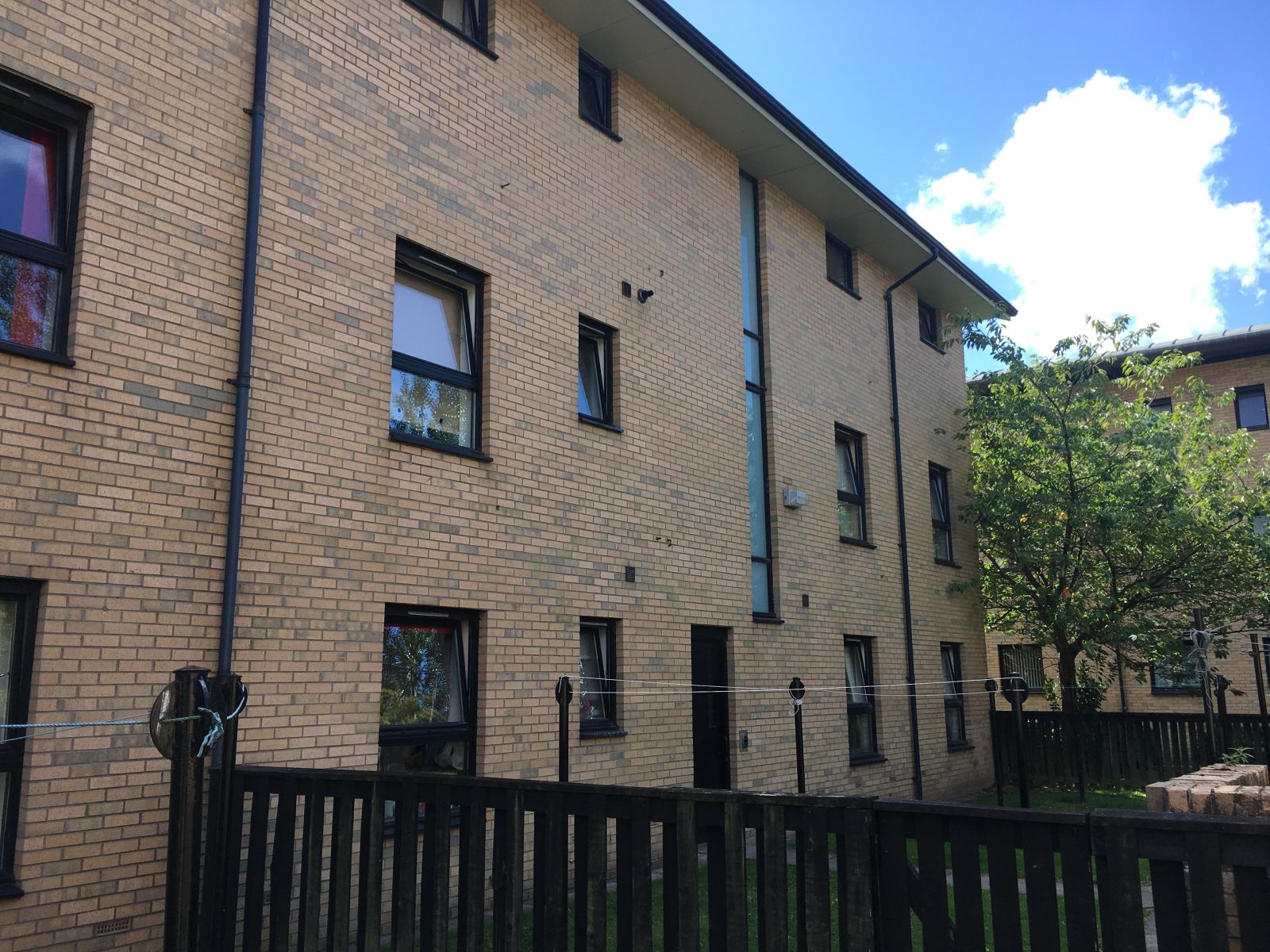 a flat on Glendore Road